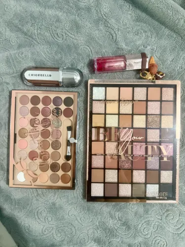 KIT Maquiagem Completo - 2 Paletas + 2 Gloss (Novos/Lacrados)