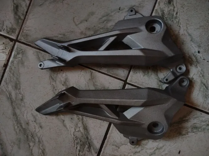 Vendo par de bacalhau da Titan 160, novinhos, não foi usado