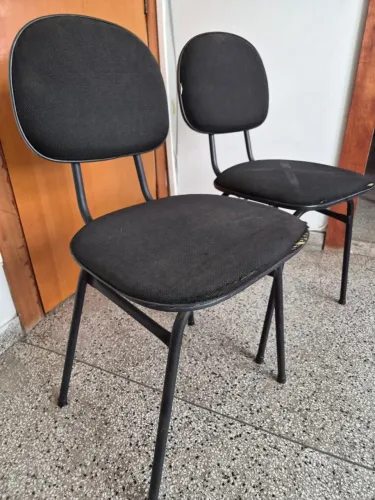 cadeira secretária fixa palito preta