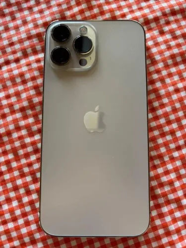 iPhone 13 Pro Max Dourado