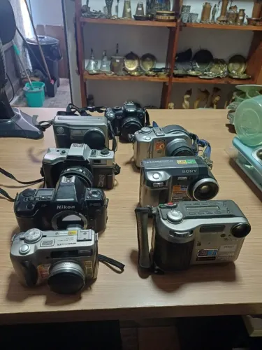 Lote de Câmeras Analógica/Digital (NO ESTADO)