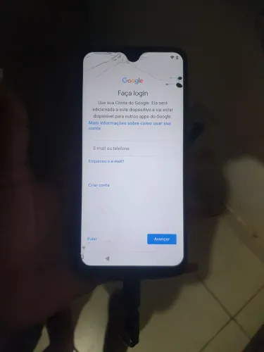 Vendo este moto moto G7 Com o defeito