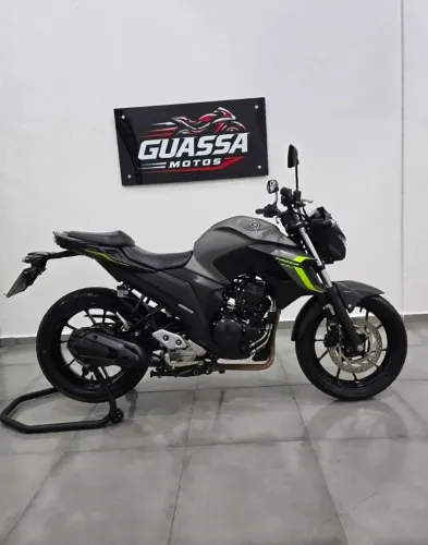 YAMAHA FZ25 2024 (ÚNICA DONA)