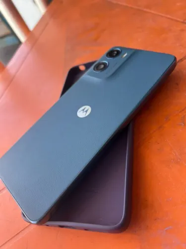 Moto G06