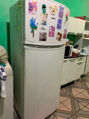 Geladeira 400L