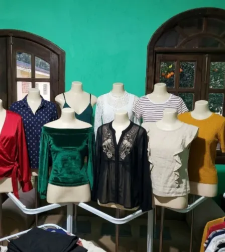 Manequim meio corpo