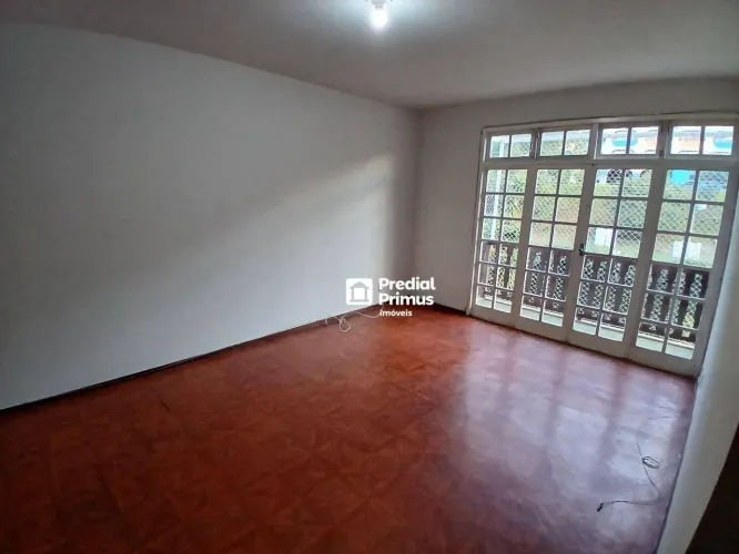 Apartamento com 3 quartos para alugar, 110 m² - Olaria - Nova Friburgo/RJ