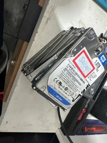 6 hds de 1Tb + 3 hds de 500gb