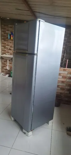 Geladeira Esmaltec