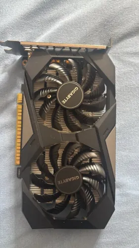 PLACA MÃE - ASUS H410M-K PROCESSADOR - I5-10400F PLACA DE VÍDEO - GYGABITE 1650
