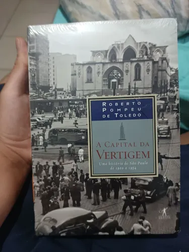 Livro a capital da vertigem, novo e lacrado