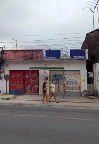 Vende-se duas lojas comercial