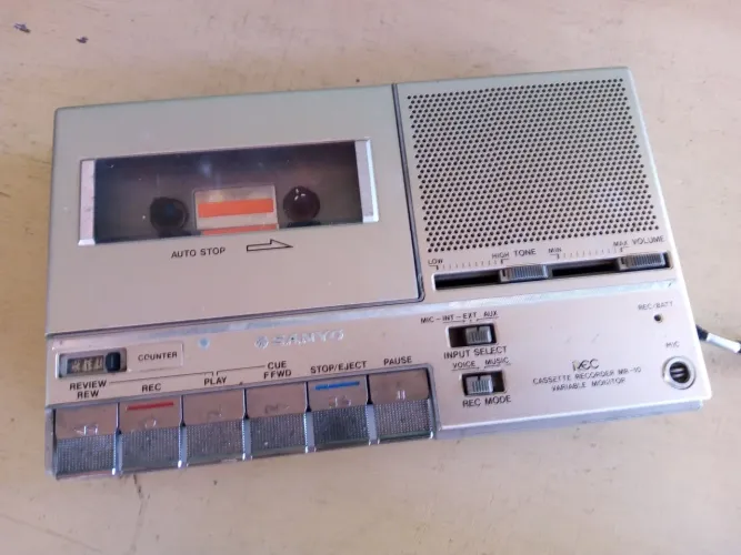 Gravador toca Fitas Sanyo