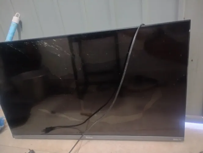 Smartv Samsung 32 tela trincada 