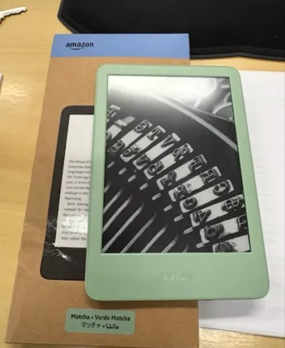 Kindle 11° geração verde Matcha (2024) 16 GB