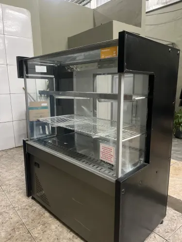 VITRINE REFRIGERADA NEW PREMIUM COM LED