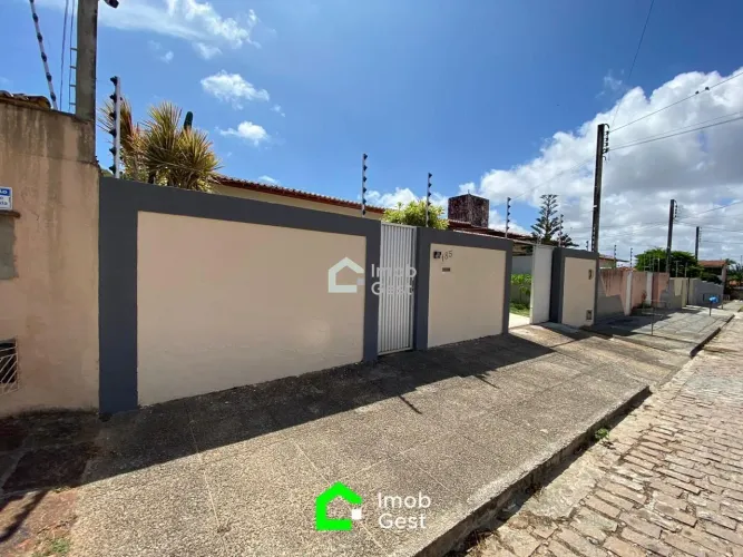 Casa em Nova Descoberta para Venda ou Locação