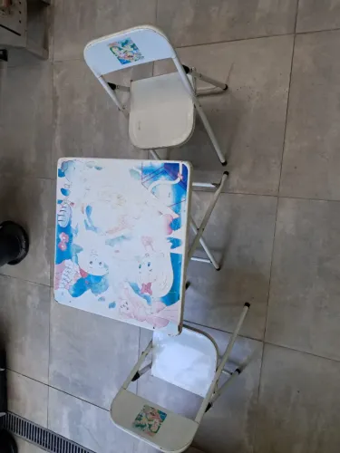 Conjunto Mesa e Cadeira Infantil Usado