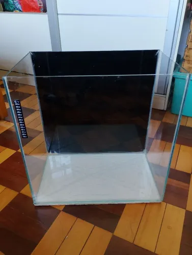 Aquário 75 litros