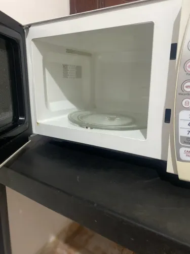 VENDO MICROONDAS ELECTROLUX