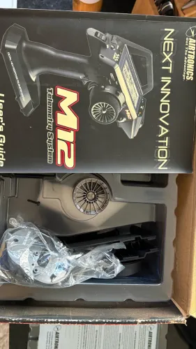 Rádio controle Sanwa M12 Usado auto modelismo 