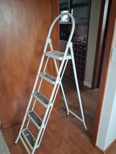 Escada dobrável