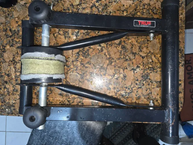 Rolo De Treino para bicicleta TRUE SPORT Dobravel Com Suporte Base Niveladora