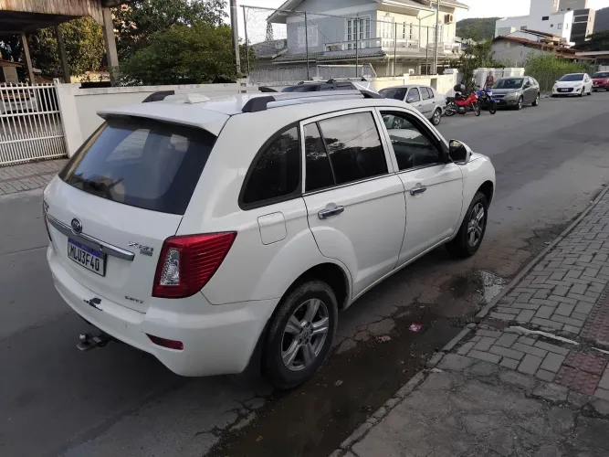 Lifan X60 1.8 16V 128cv 5P Mec. 2015