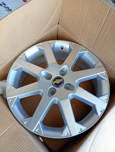 Rodas Aro 17 astra SS celta corsa