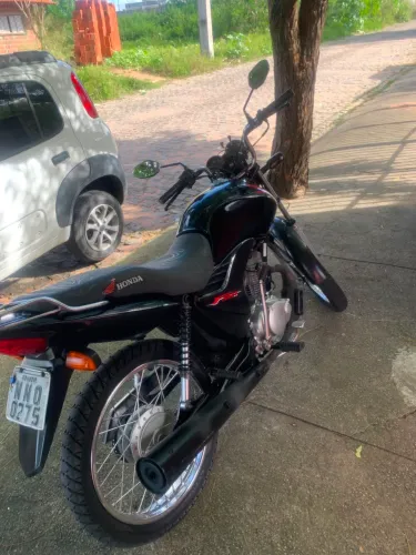 Moto muito bem conservada