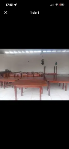 ? MESA DE RESTAURANTE COM 4 LUGARES À VENDA! ?
