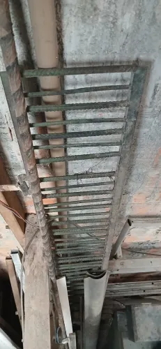 Grade para meio fio de calçada