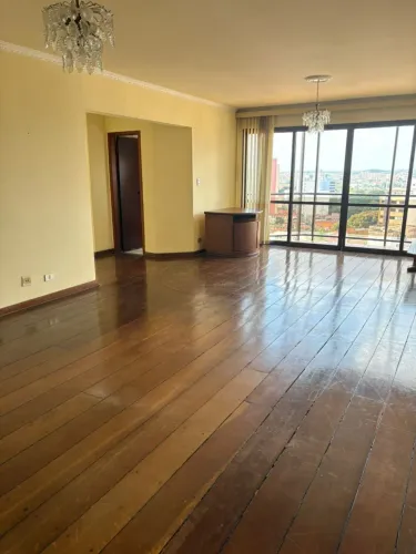 Apartamento Amplo com 181 m² na Região Central de Sorocaba.