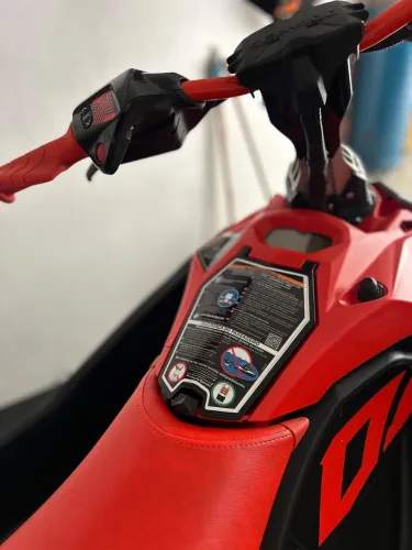 Jet Ski Sea-Doo Spark Trixx 2021 3 lugares 