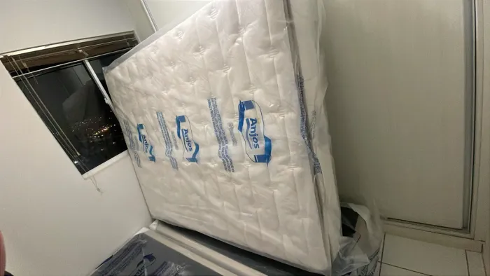 Box e Colchão Anjos Colchões - A venda