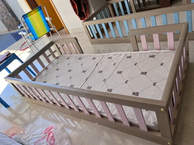 Mini cama com colchão 