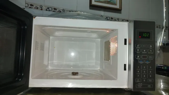Microondas Philco espelhado 20 litros