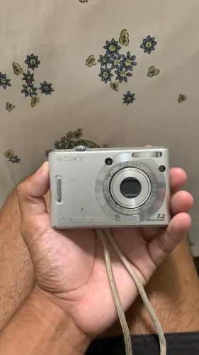 Câmera sony cybershot 7.2 vol problema no bloco óptico, valor negociável !!!