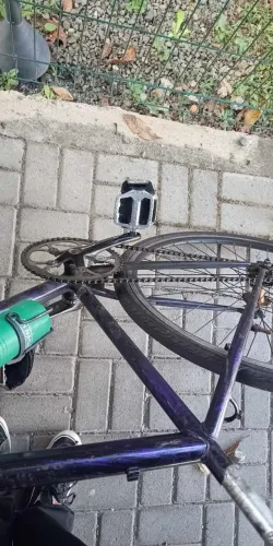 Bicicleta fixed gear, bike Sundown, com central hollowtech e cubo parafusado 