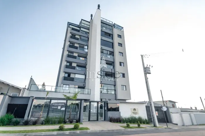 Apartamento mobiliado à venda em alto andar no Capão Raso - Curitiba - PR