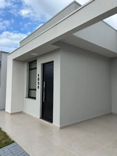 Casa Térrea com 03 quartos no bairro São Francisco