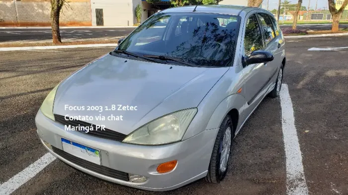 Ford Focus 1.8 16V 5P 2003