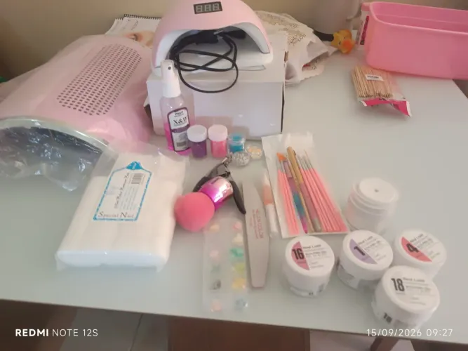 Kit (novo) para profissionais nail design