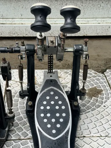 PEDAL DUPLO PRIME CONSERVADO.