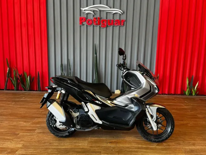 HONDA ADV 