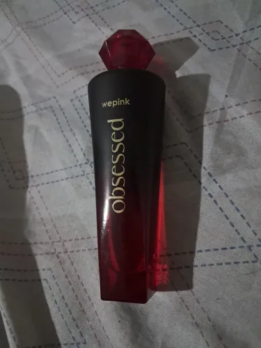Perfume Obsessed WePink