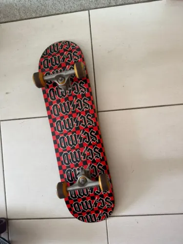 Skate Profissional Completo - Shape Soma + Rodas Spitfire (Pouco Uso!)