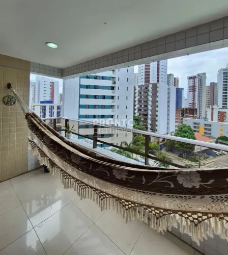 Vendo Apartamento em Boa Viagem, 4 quartos( 2 Suítes), 136,70m², Lazer!