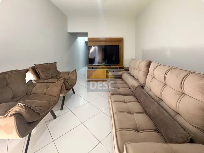 Sobrado para locação anual 2 dormitórios, mobiliado, rua 1500 em Balneário Camboriú
