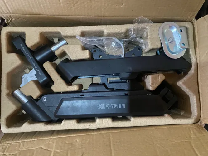 Braço articulado para monitor 